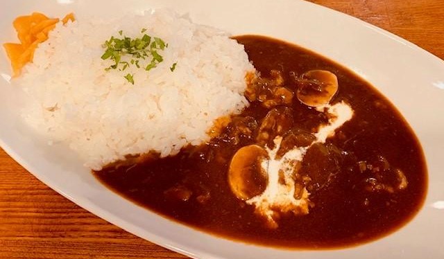 特製デミソースのビーフストロガノフ